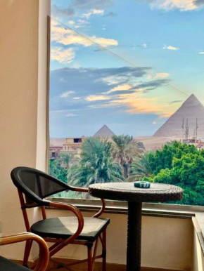 Sphinx Gate Pyramids View Hotel